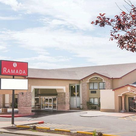 Ramada By Wyndham Albuquerque East Hotel Buitenkant foto